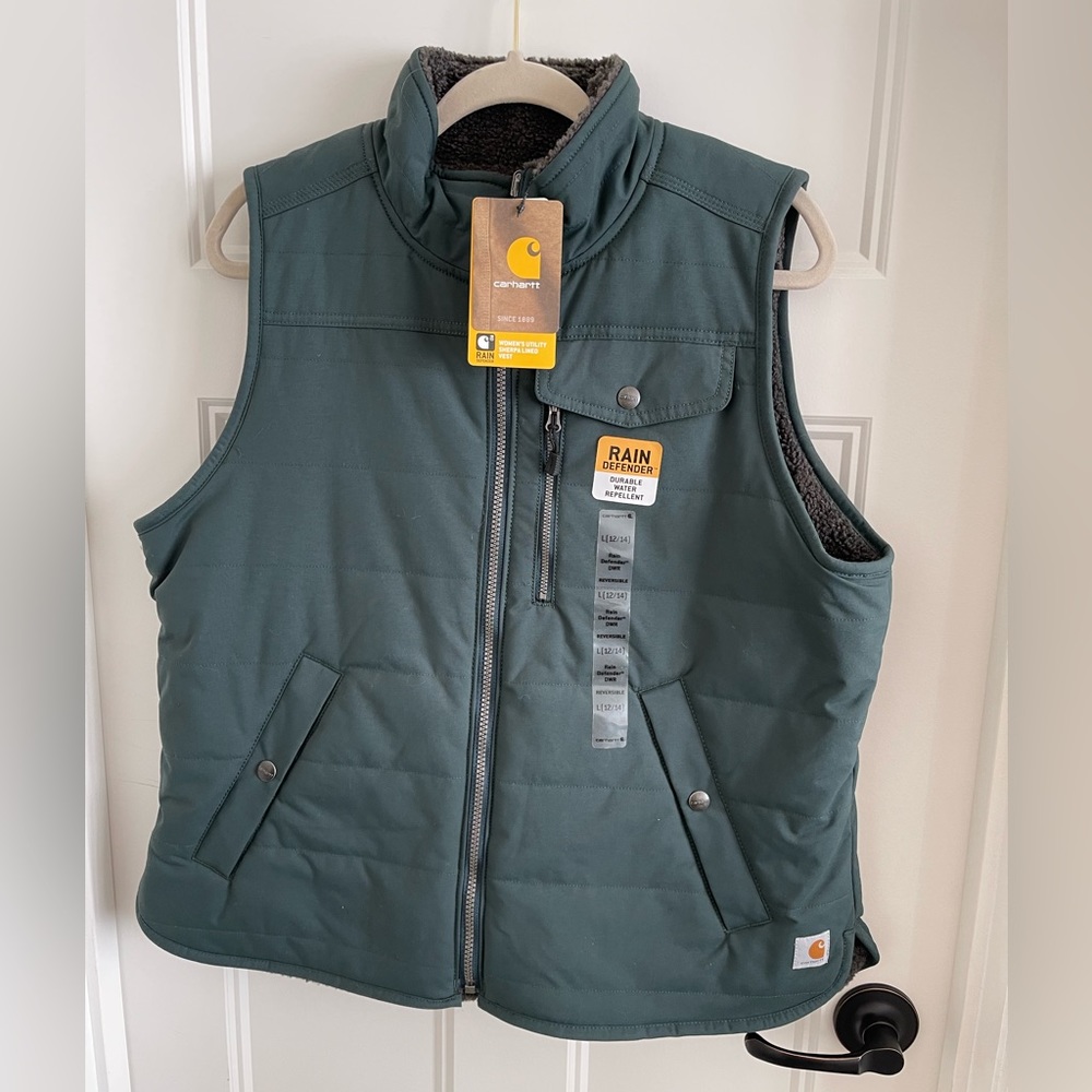 Women’s Carhartt weatherproof vest